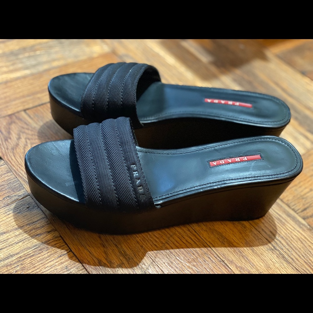 Prada
Women's Black Mesh Leather Sandals - Picture 4 of 4